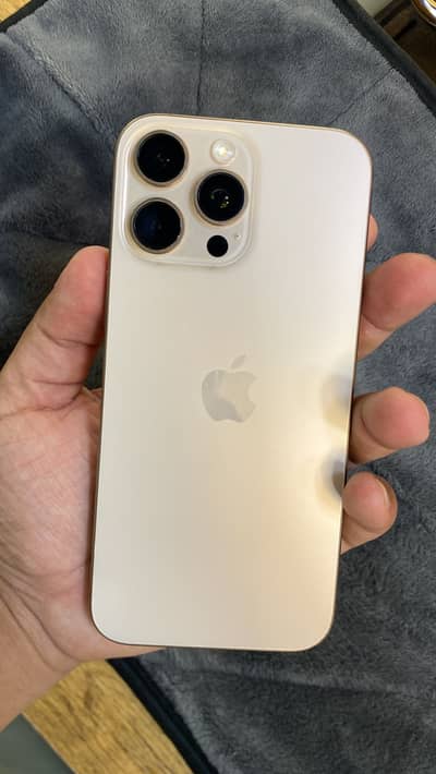 Apple iPhone 16 Pro Max