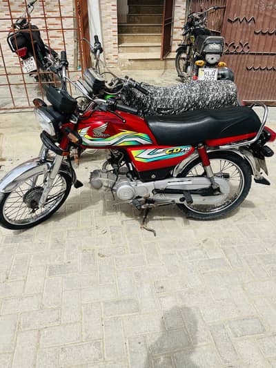 Honda cd 70 2023
