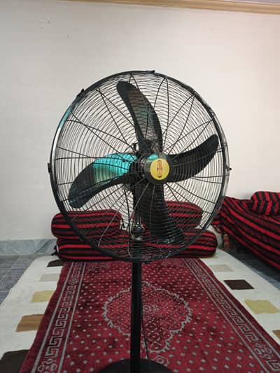 Powerful pedestal fan- brand New, Urgent sell