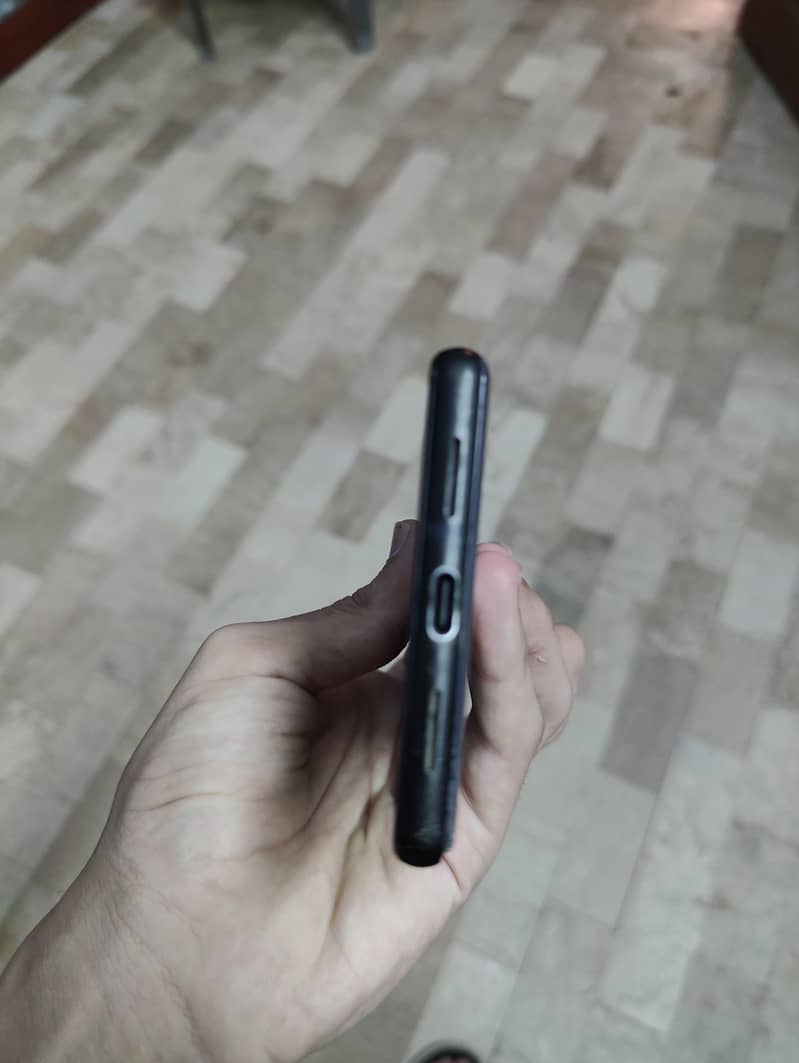 Google pixel 6 4