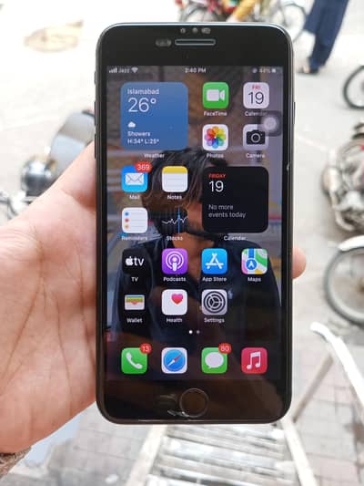 Apple iPhone 7 Plus official PTA Approved All Genman