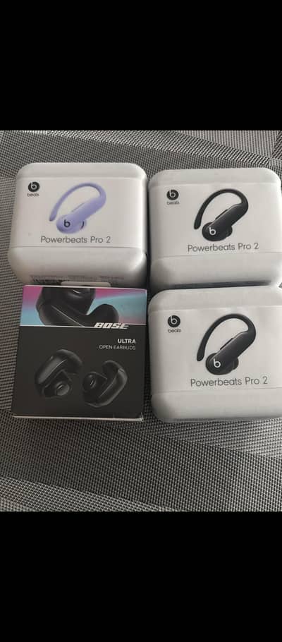 Orignal Power Beats pro 2 and orignals Bose ultra open earbuds