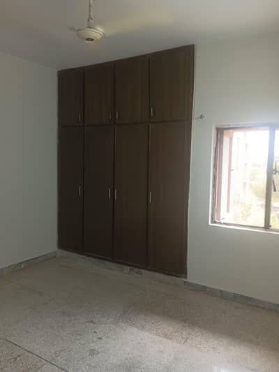 G-11/4 FGEHA E-Type 2nd Floor Flat For Rent