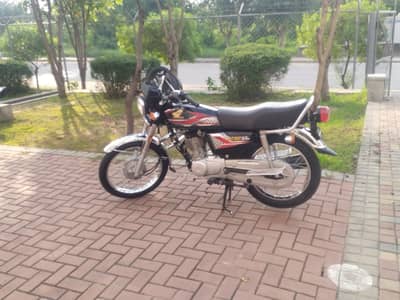Honda CG 125 2025