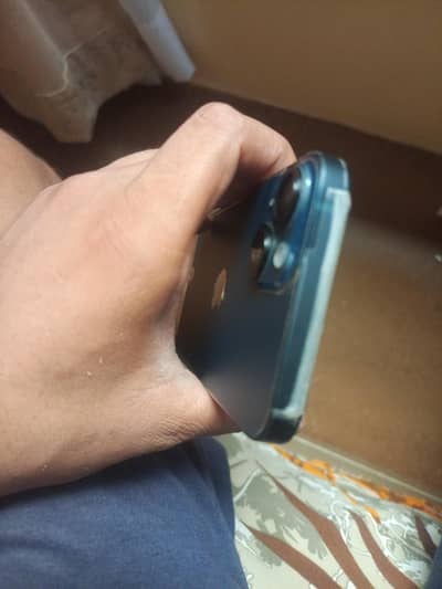 Apple iPhone 14