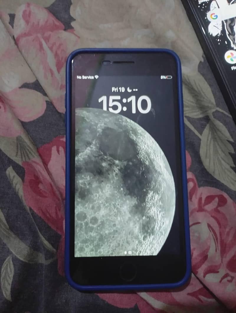 Apple iPhone 8 Plus 2