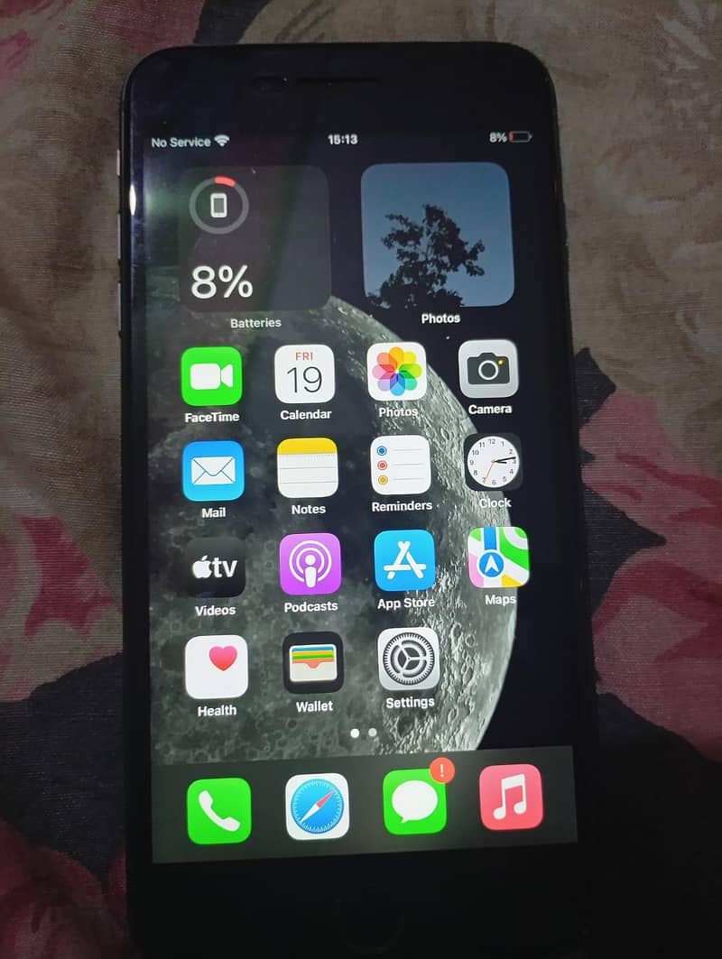 Apple iPhone 8 Plus 3