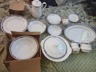 58pcs marble dinner set