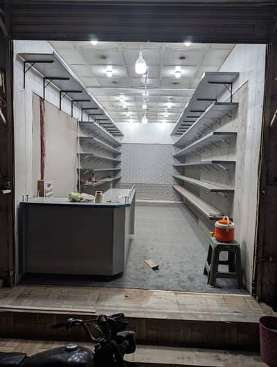 Shop Counter & Racks
