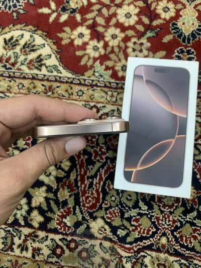 Apple iPhone 16 Pro Max