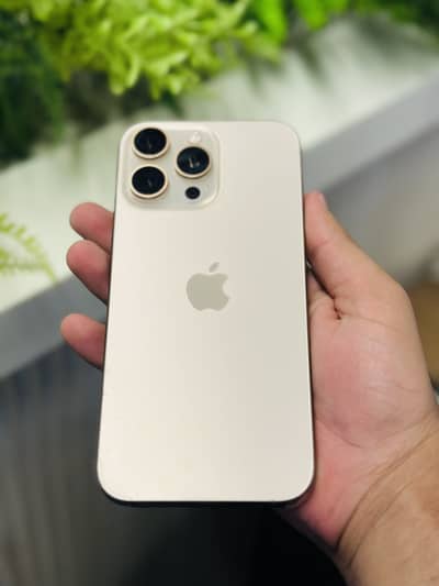 Apple iPhone 16 Pro Max