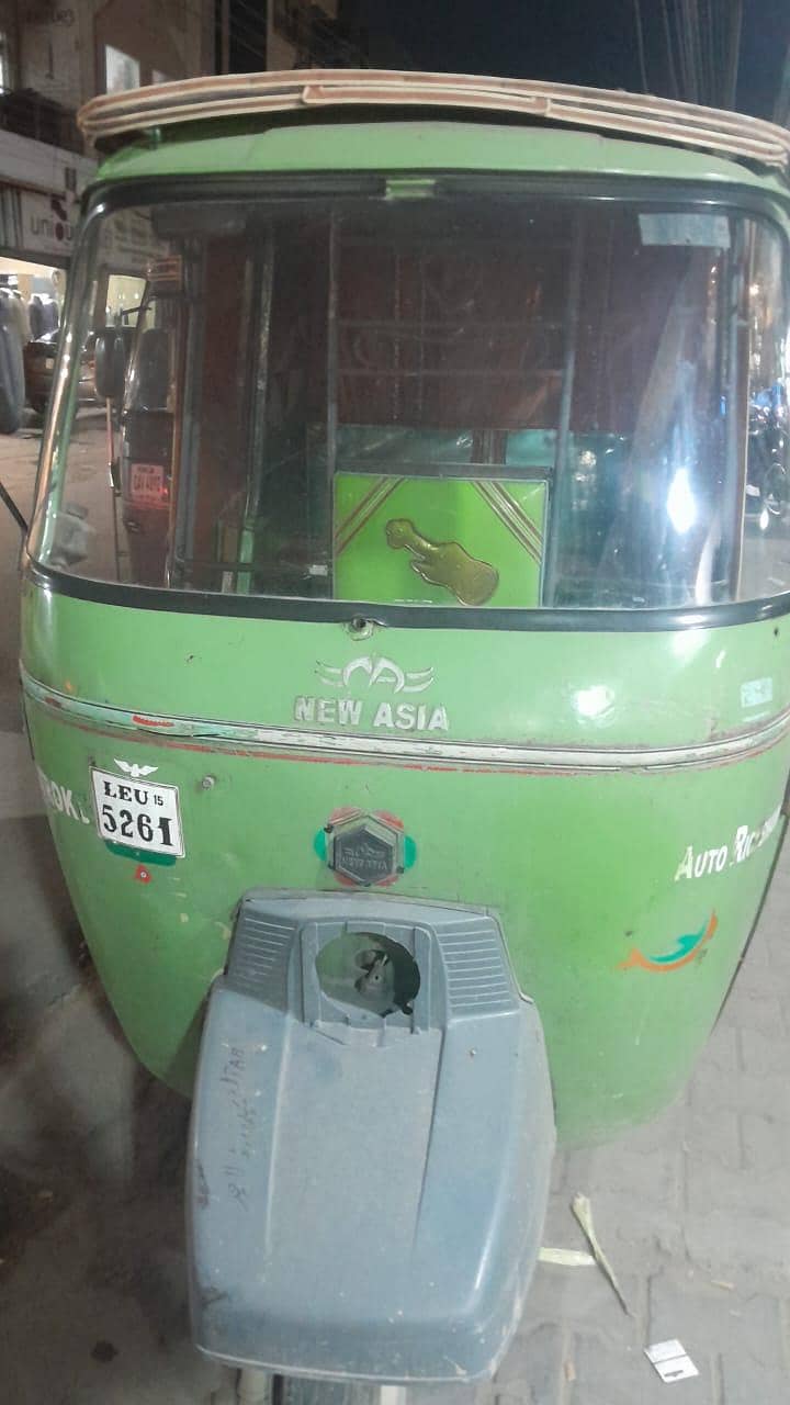 auto  1