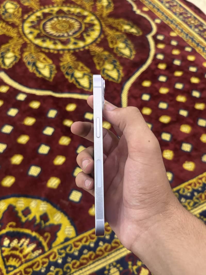 iPhone 14 5