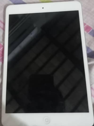Apple Ipad 10/8 condition
