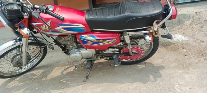 Honda 125 22 Bata 23 model condition 10by 9