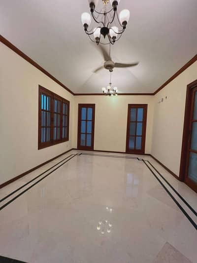 DHA PH 8 500YD BUNGALOW UPPER PORTION FOR RENT