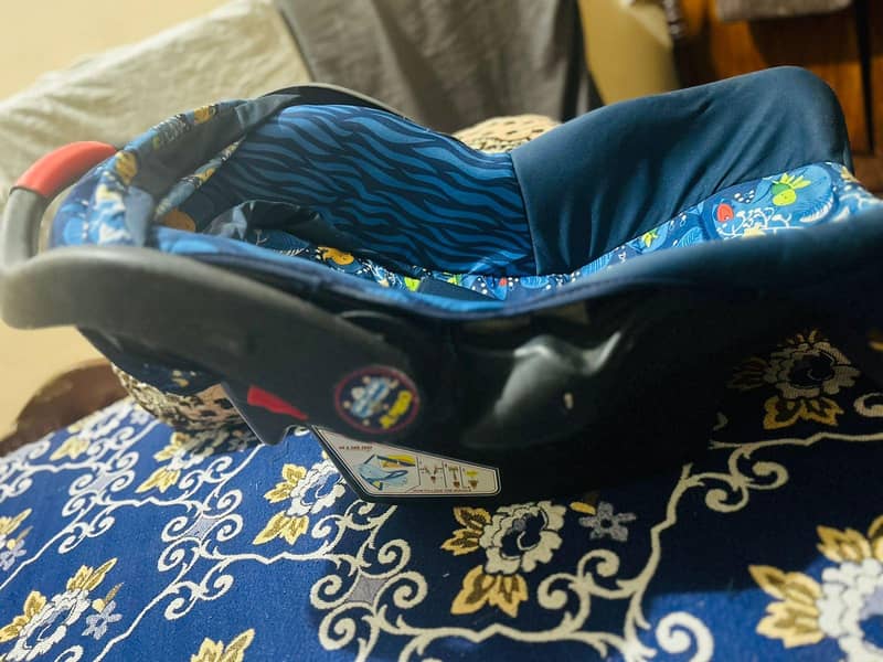 Carry Cot 2
