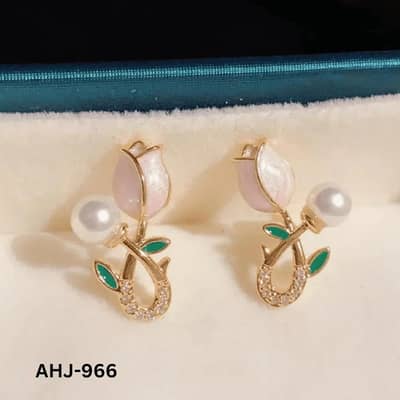 AHJ-966 Tulip charm