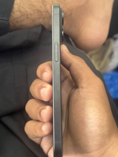 Apple iPhone 15
