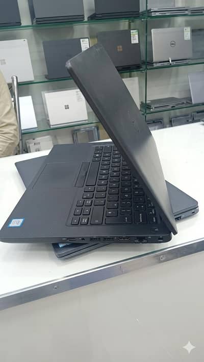Dell Latitude 5501 Core i7 9th Gen H Series | 16GB RAM | 256GB SSD|2GB