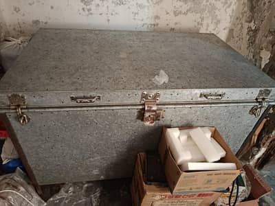 Old trunk/paiti available