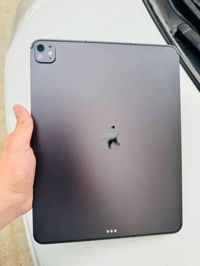 Apple Ipad M5 PRO LLA without Box