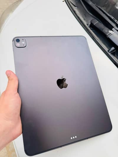 Apple Ipad M5 PRO LLA