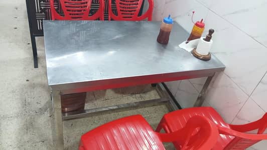 Dinning table for hotel or Restaurant