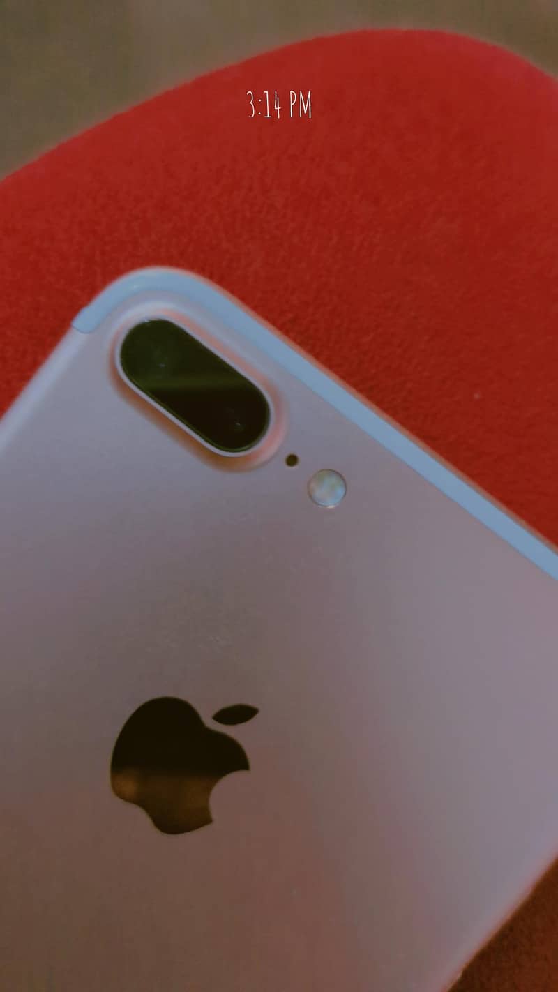 Apple iPhone 7 Plus 4