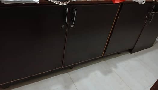 divider 4 doors wala