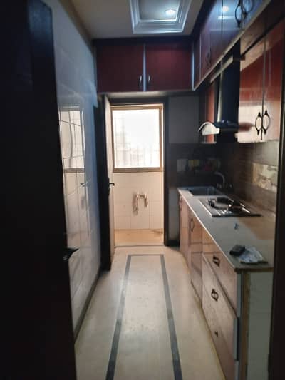 phase 7 ext 1100 sqft Appartment for rent