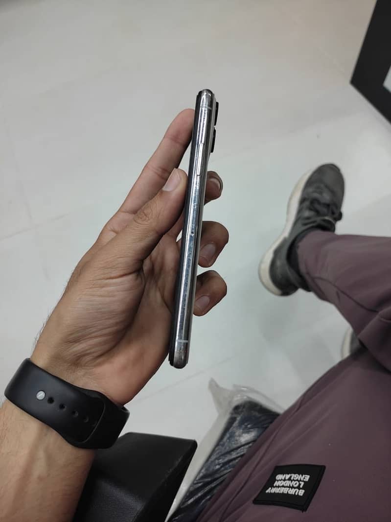 Apple iPhone X 1