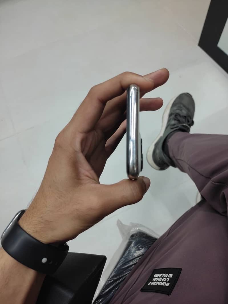 Apple iPhone X 2
