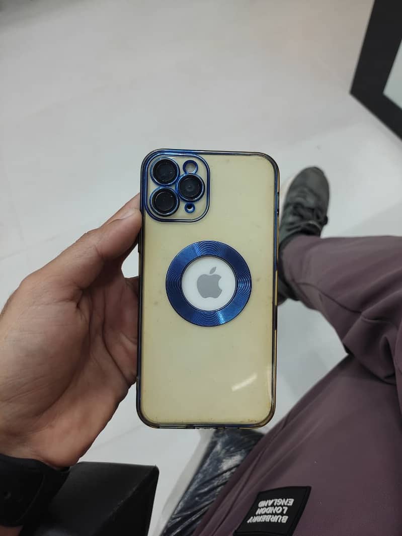 Apple iPhone X 6