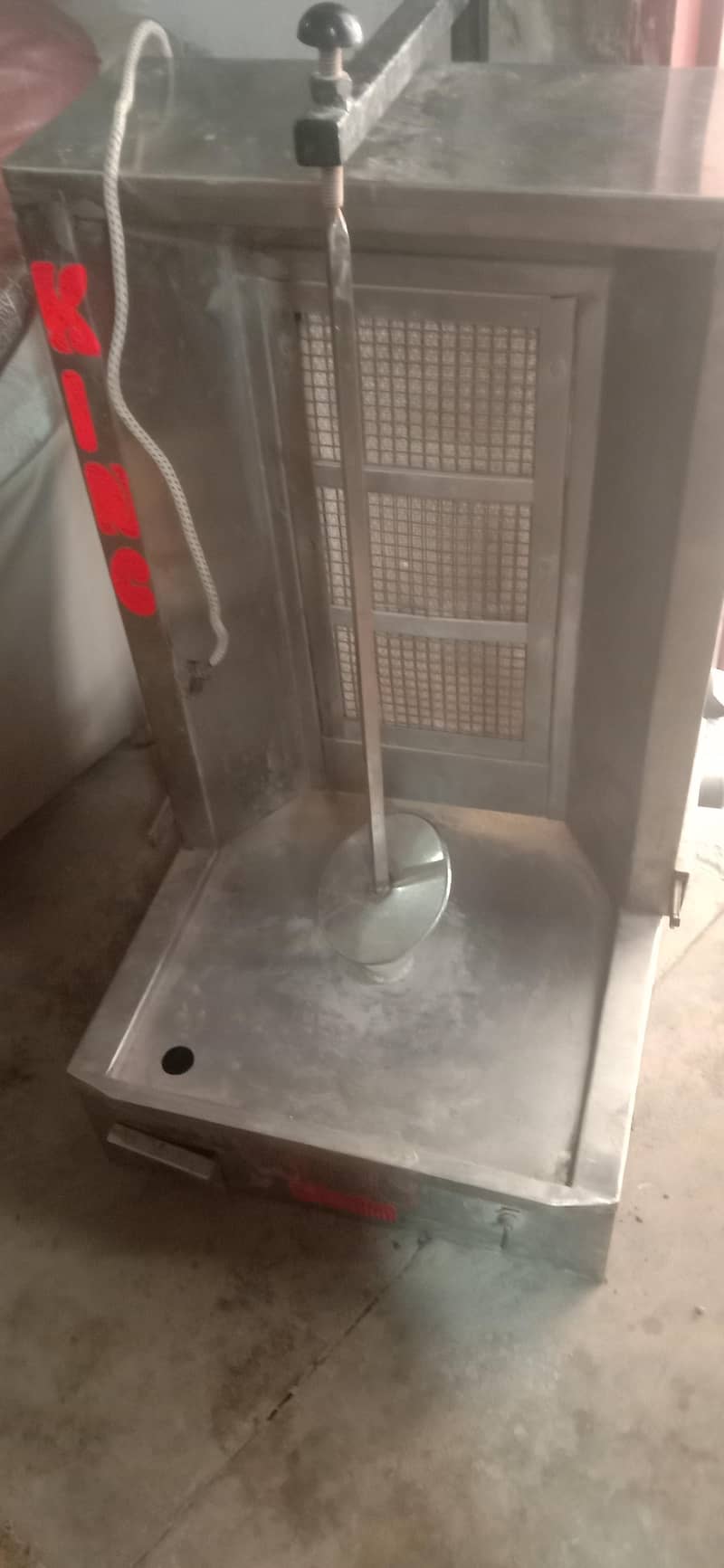 shawarma machine condition 9/10 1