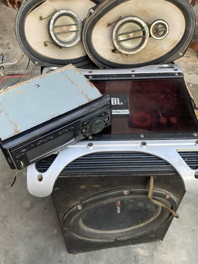 CAR SOUND SYSTEM