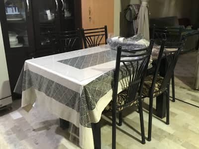 Six chairs dining-table