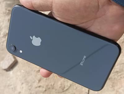 Apple iPhone XR