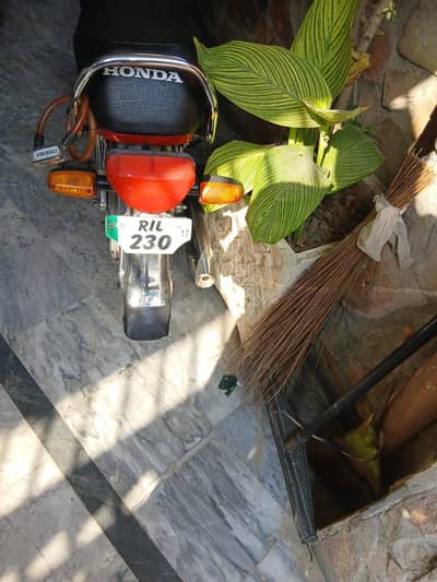 2017 model Honda cd 70cc