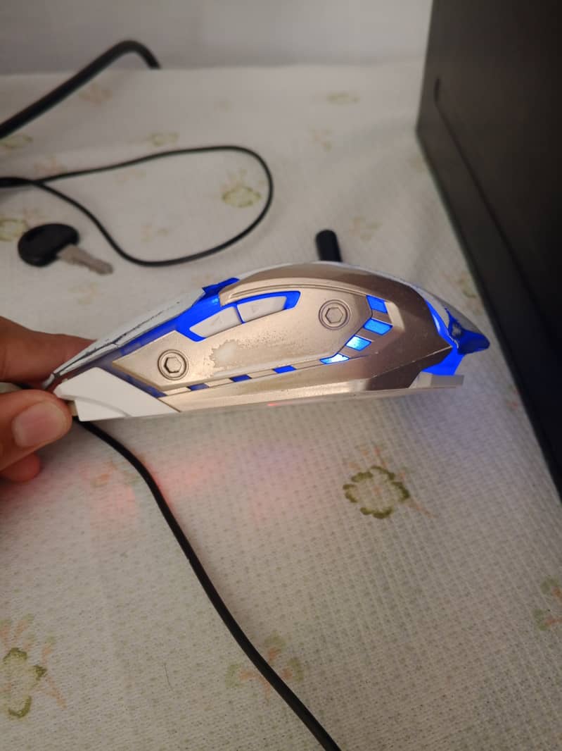 Game mouse 0