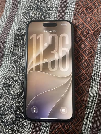 Apple iPhone 15