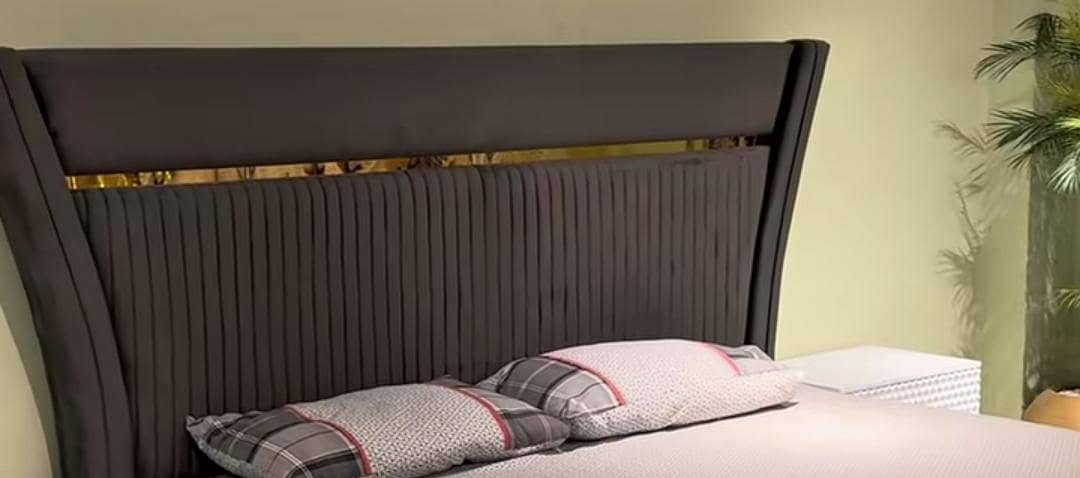 Bubble bed / Double Bed / bed set / queen bed 0