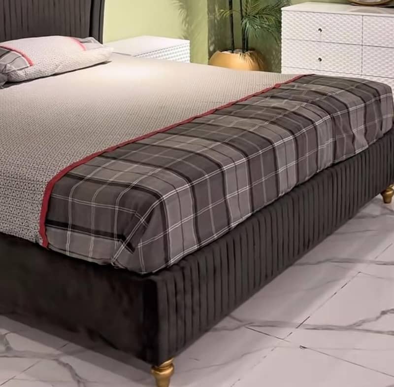 Bubble bed / Double Bed / bed set / queen bed 1
