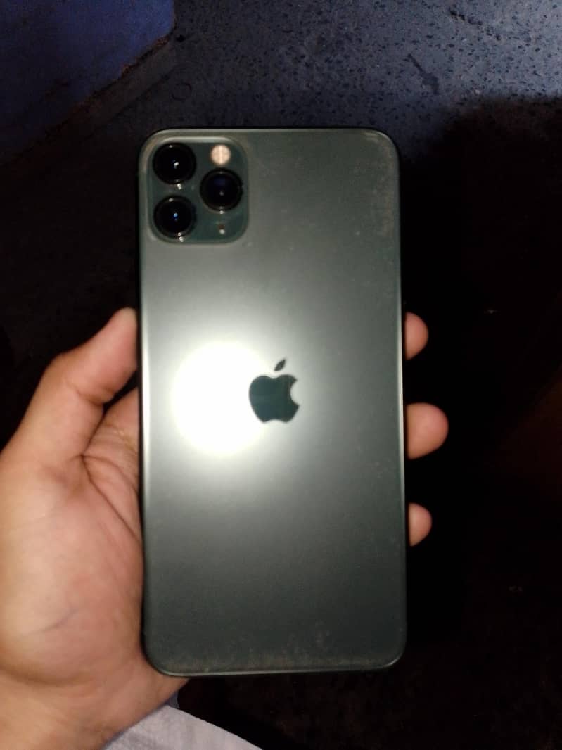 Apple iPhone 11 Pro Max 0