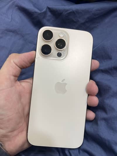 Apple iPhone 16 Pro Max
