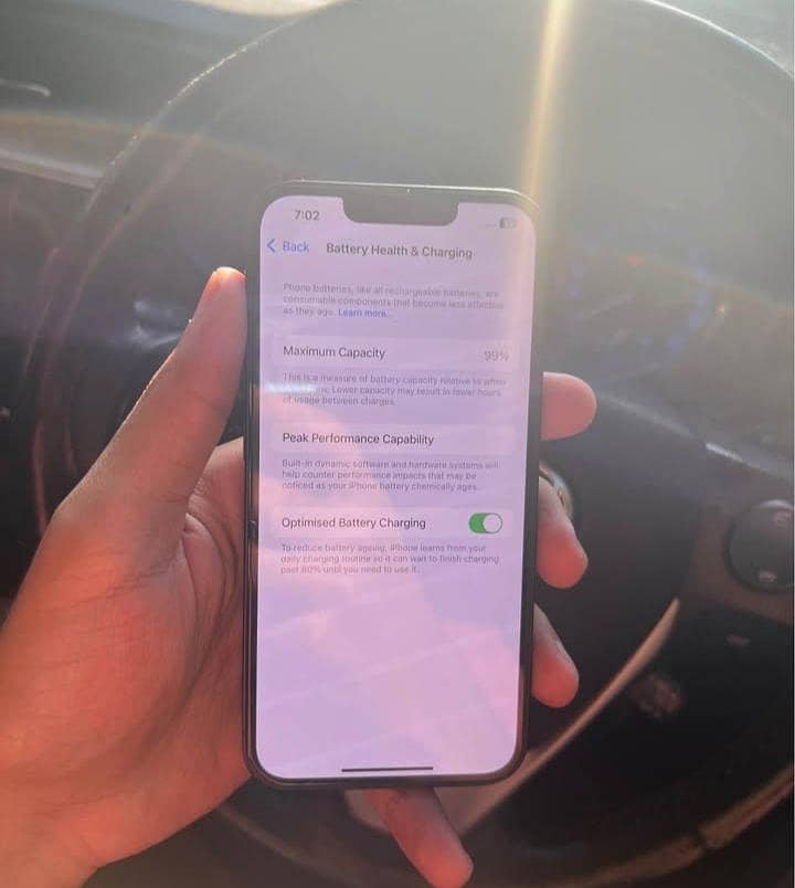 Apple iPhone 13 2