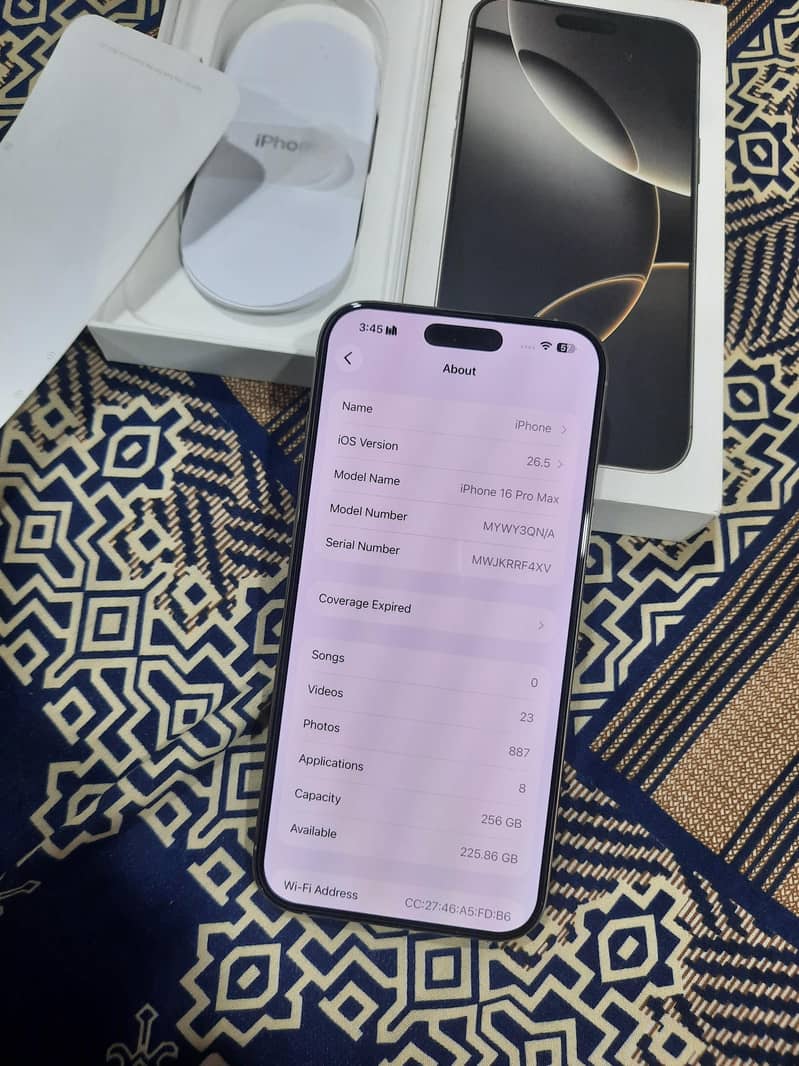 iPhone 16 Pro Max 3