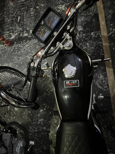 Black 125 2025 model