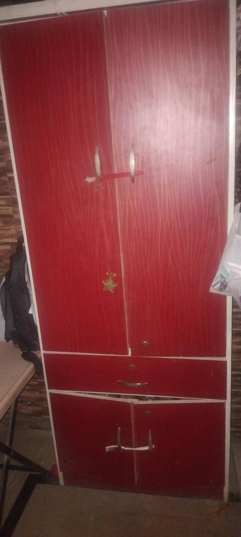 wardrobe 1