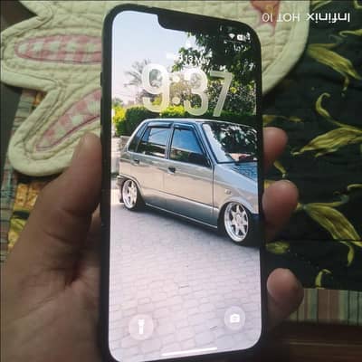 Apple iPhone 13